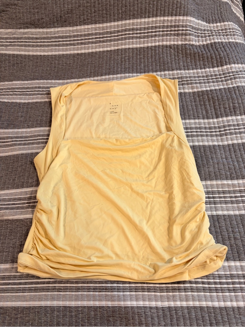 NWT Butter Yellow Women's Large Tank Top - A new day